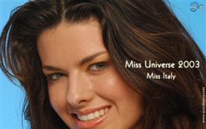 Miss Universe 2003